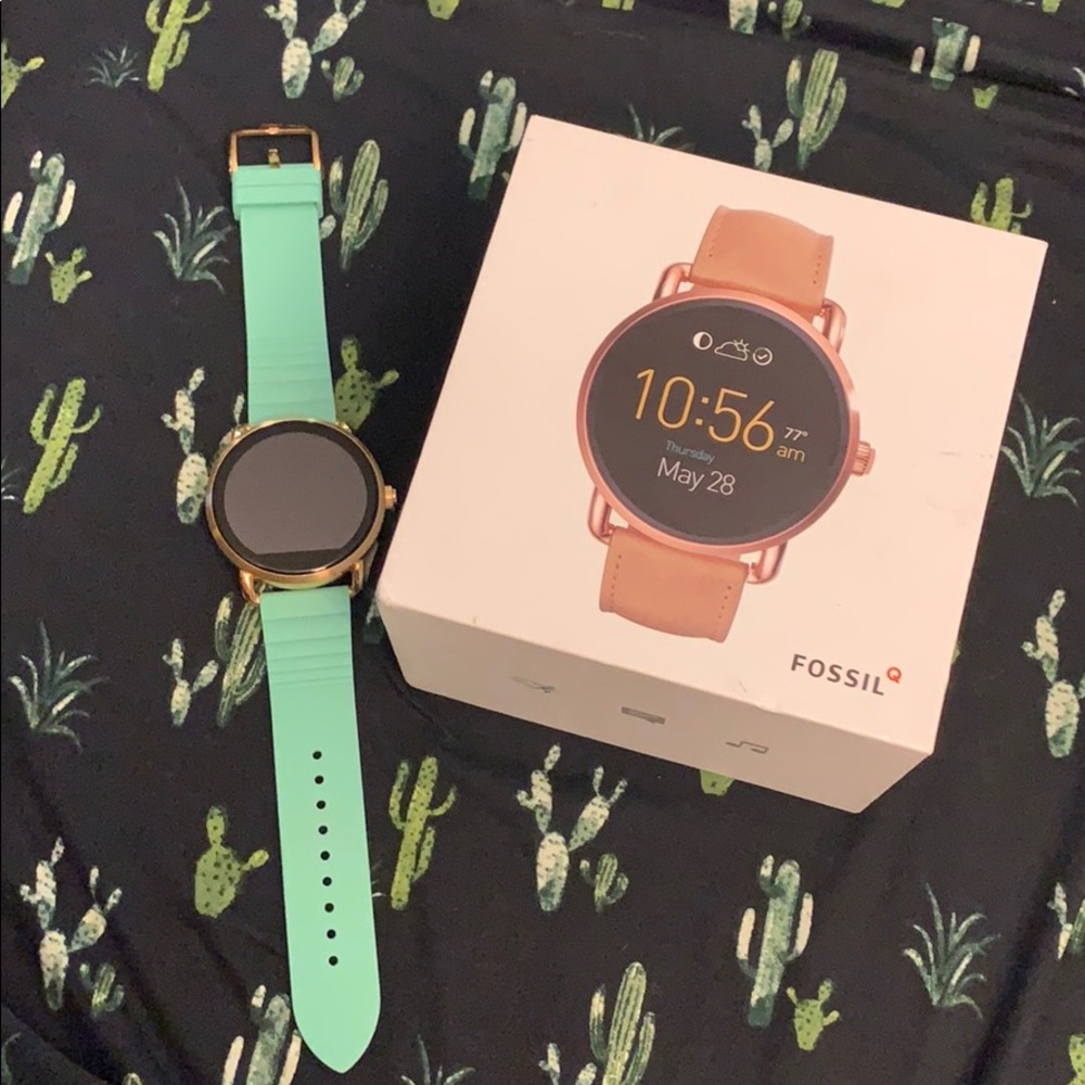 Fossil smart watch rose gold